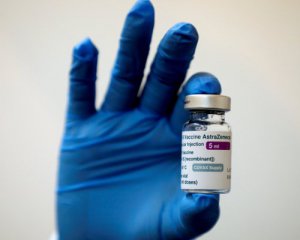 У Франції зафіксували два випадки тромбозу після вакцини AstraZeneca
