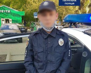 17-річний хлопець одягнув поліцейську форму, щоб навести лад у місті