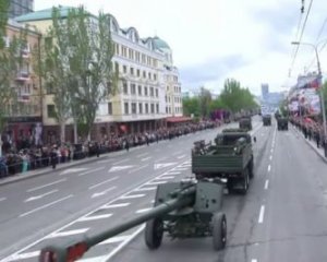 Сколько танков и пушек привезли в Донецк и Луганск на парад
