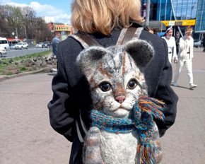 Рюкзаки в виде котов - украинка делает шикарные сумки из шерсти