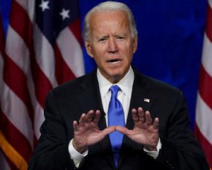 Байден сказав, що хоче обговорити з Путіним