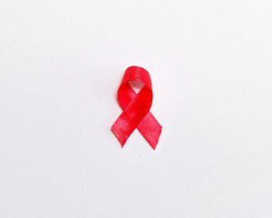 Кожен третій ВІЛ-інфікований не знає про хворобу. Де і як безкоштовно обстежитись