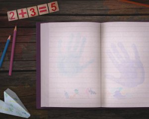 Учителька погрожувала ножем семикласнику