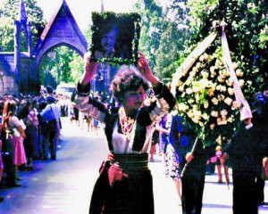 Похорон Івасюка став масовою акцією