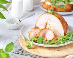 От буженины к рулетам: что приготовить из индейки