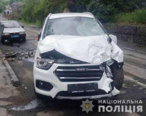 &quot;Кричала, що  твереза. Це ваш брат п&#039;яний&quot; - розповіли, як водійка знесла на тротуарі школяра