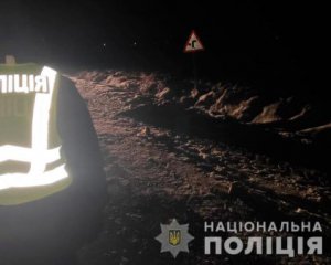 Водій збив жінку й поїхав палити авто