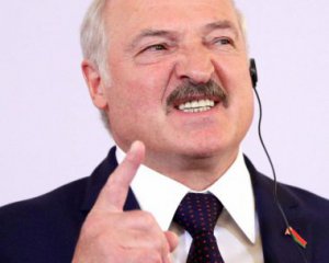 Лукашенко заявил, что Киев и Вильнюс &quot;не захотели принять&quot; Ryanair