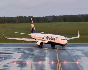 ООН засудила примусове приземлення літака Ryanair