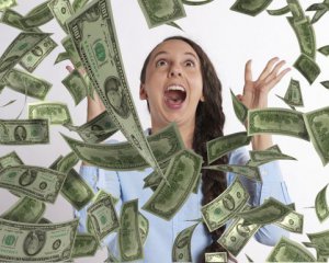 Жінка виграла $1 млн у Covid-лотерею