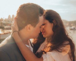 Самые популярные ошибки, которые делают во время поцелуя