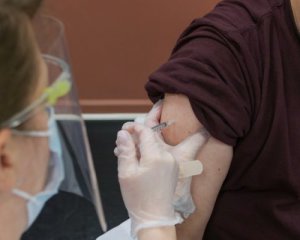 Перший мільйон українців вакцинували від коронавірусу