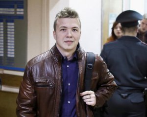"Мене просто підставили" - з'явилося нове відео з білоруським опозиціонером Протасевичем