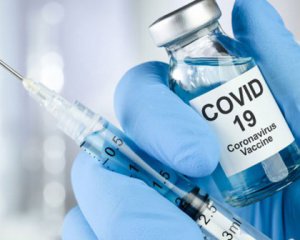 Від Covid-19 починають вакцинувати підлітків