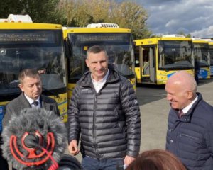 Кличко пояснив, чому продовжує купувати автобуси в Лукашенка