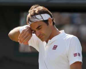 Федерер снялся с "Ролан Гаррос"