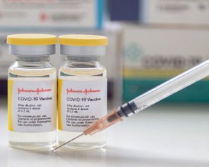 Знищать 60 мільйонів доз вакцини Johnson&amp;Johnson проти коронавірусу