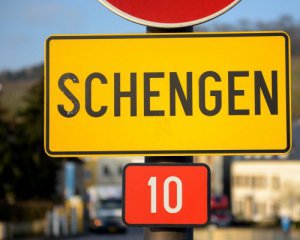 Шенгенську угоду підписали посеред річки на кордоні трьох країн