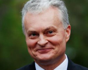НАТО должно сдержать обещания Украине и Грузии - президент Литвы