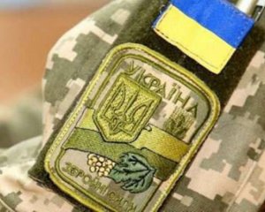 Двое военных подорвались на неизвестном взрывном устройстве