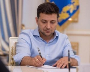 Зеленський призначив нових послів
