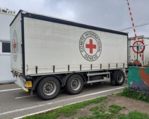 На Донбасс направили 14 грузовиков гуманитарной помощи