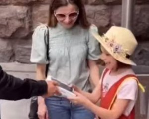 Блогер Волошин "кинул" поклонницу и исчез: полное видео позорной "акции"