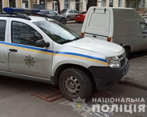 Труп неповнолітнього знайшли посеред вулиці