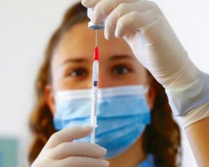 Вакцинироваться от Covid-19 можно без декларации с семейным врачом - МОЗ
