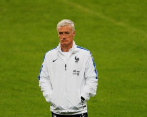 Стало известно, уйдет ли в отставку Дешам после фиаско сборной Франции на Євро