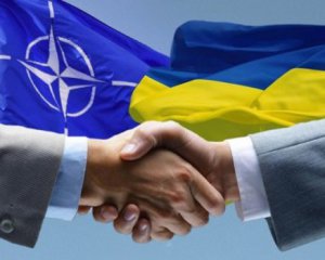 22% украинцев подверглись российской пропаганде в вопросе НАТО