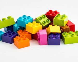 У чому секрет майже вікової популярності конструкторів LEGO