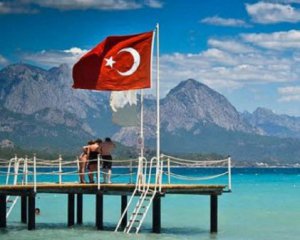 Туреччина офіційно вийшла зі Стамбульської конвенції. Договір захищає права жінок