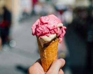 Вид морозива, який не можна їсти у спеку