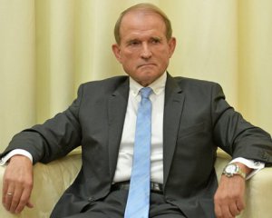 Медведчук не продавав мережу АЗС. Санкції діють – секретар РНБО