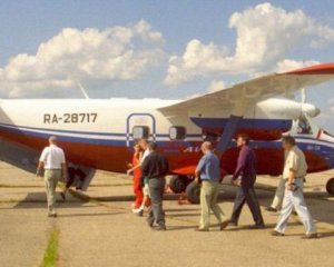 У пасажирського літака відмовив двигун