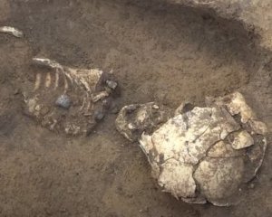 Нашли останки ребенка с украшениями, которым 2,5 тыс. лет