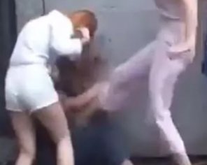"Замахувалася з ноги й била по голові" - над 14-річною розправилися найкращі подруги