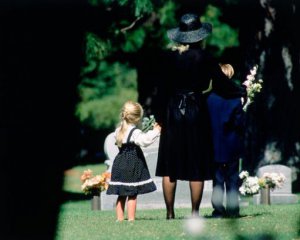 Посчитали, сколько детей осиротели из-за Cоvid-19