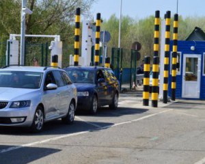 Украина на границе с Венгрией ограничит движение транспорта