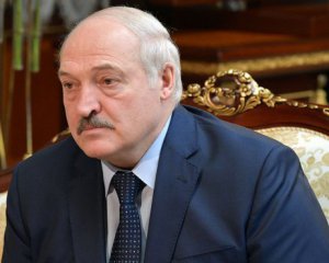 Лукашенко передав президентські повноваження: що сталося