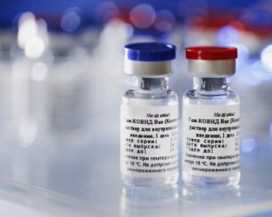 Російську Covid-вакцину привезли в ОРДЛО