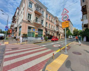 Не более 20 км/ч: в Киеве ограничили скорость транспорта