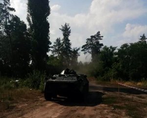 Окупанти обстрілюють українських військових з гранатометів