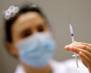 ВООЗ закликає заборонити третю дозу вакцини