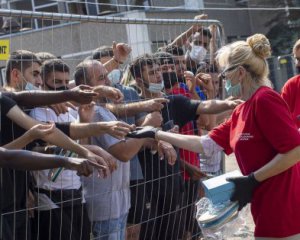 Нелегальні мігранти отримають €300 за повернення у свої країни