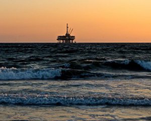 Росіяни розлили нафту в Чорному морі. Масштаби приховують