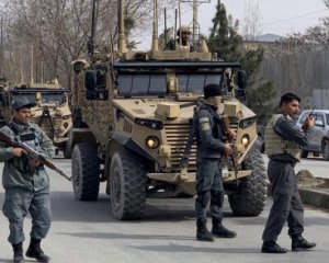 США відправляють війська в Кабул для евакуації співробітників посольства