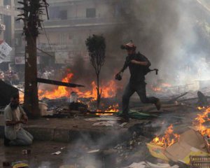 При разгоне протестов в столице убили около 900 человек