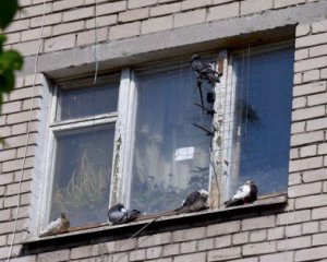 Трехлетний мальчик выпал из окна многоэтажки